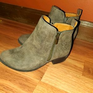 Girls lucky brand booties